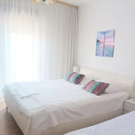 Hana Apartment