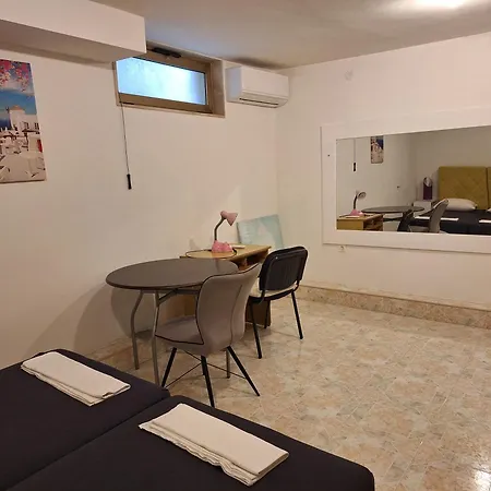 Hana Apartment Zadar