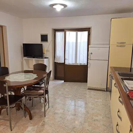 Hana شقة زادار