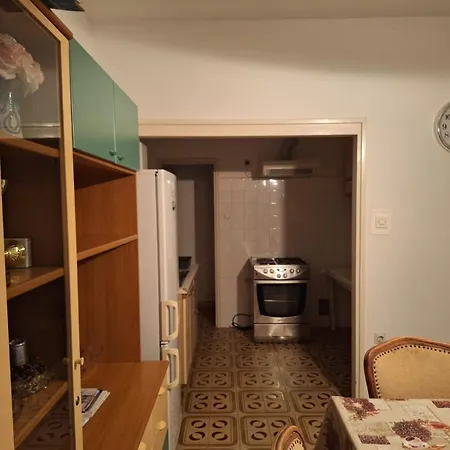 Hana Apartment