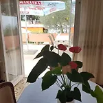 Hana *