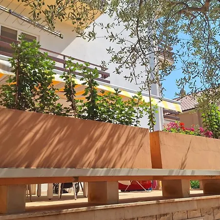 Hana Apartmán *