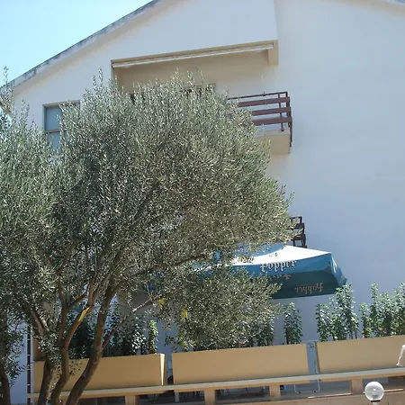 Апартаменти Hana